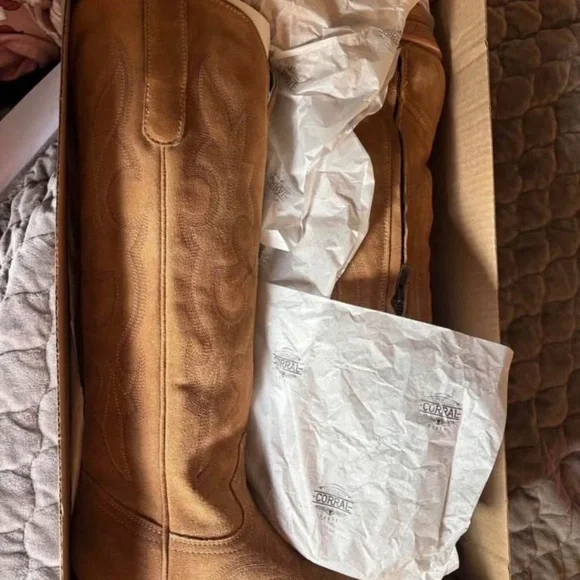 Cowgirl Boots - Picture 2 of 4